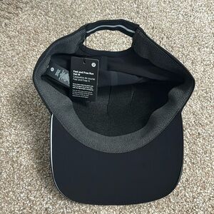 Lululemon Fast and Free Run Hat M Black NWT